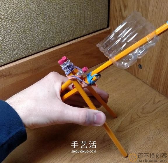 如何制作一个投石机？用几根铅笔