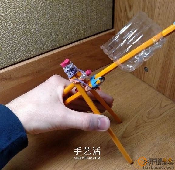 如何制作一个投石机？用几根铅笔