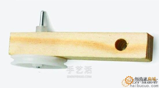 如何制作一个靠重力驱动的小车？