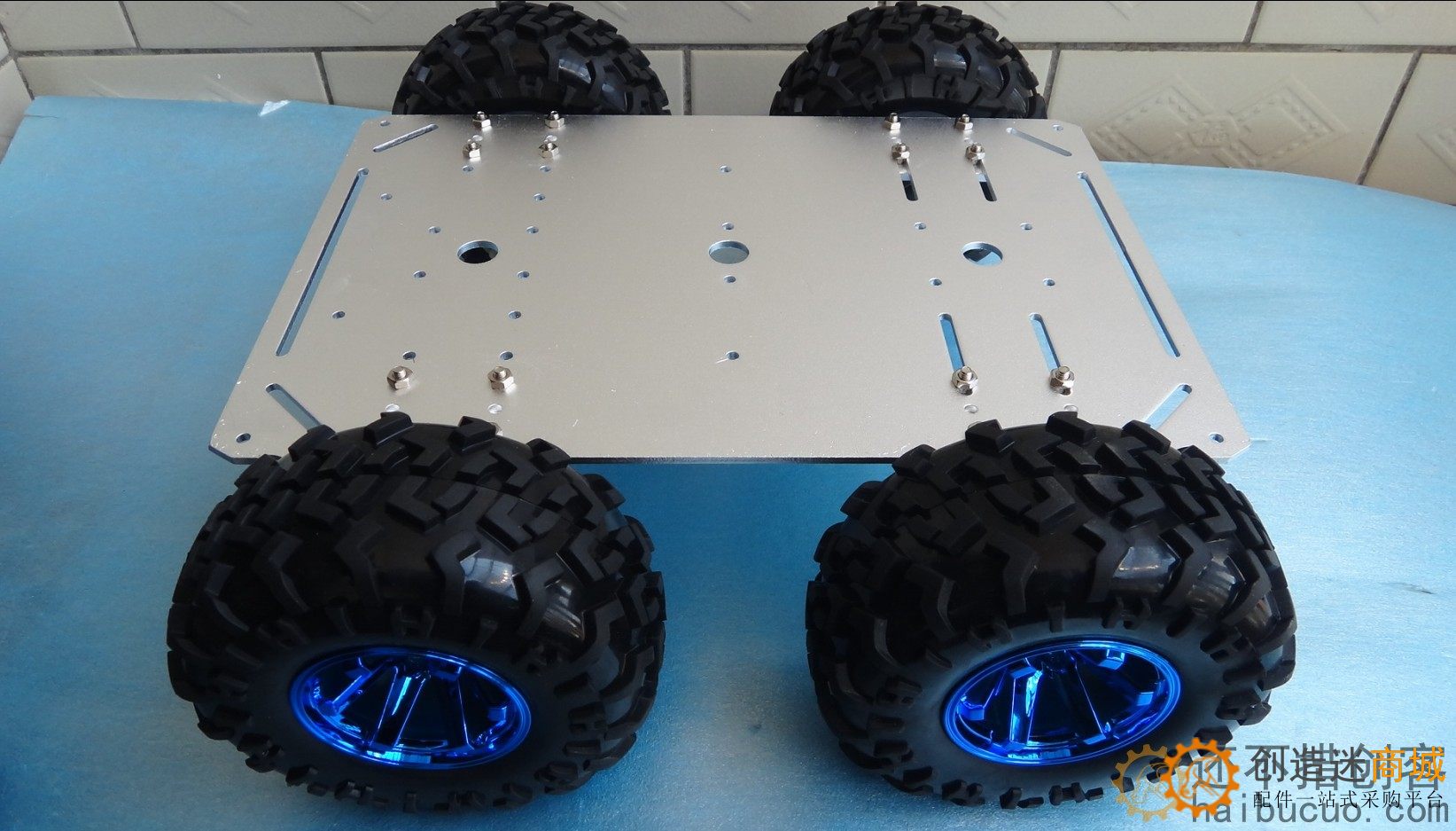 智能小车 4驱 铝合金底盘小车 DIY创客机器人小车底盘SNC408