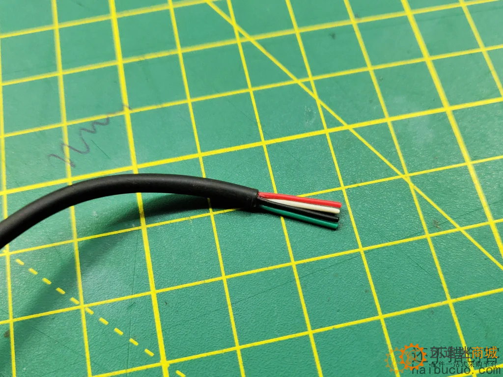 教程：开源项目：DIY迷你数控激光雕刻机。