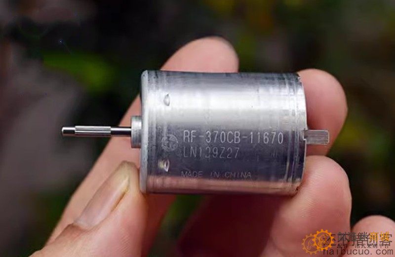 万宝至 370-11670 贵金属刷 DC12V-24V 车载AV设备 精密直流电机M388