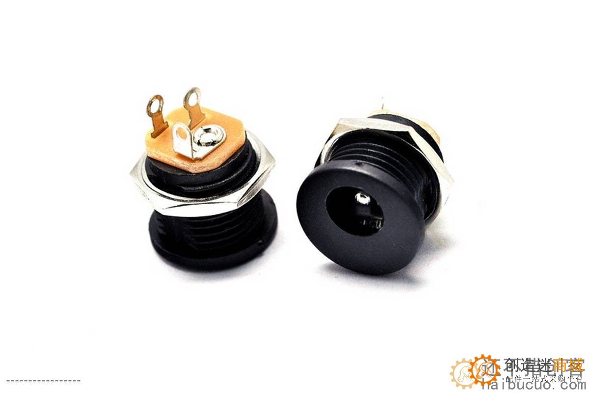 DC电源插座 DC-022 5.5-2.1MM 圆孔螺纹螺母 面板安装SND222