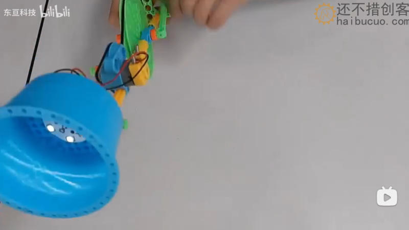 DIY手摇发电机手电筒
