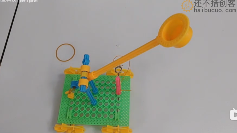 如何制作一个投掷车？diy科技模型小制作