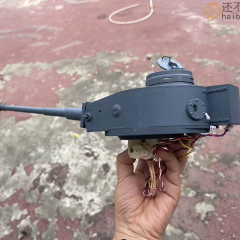 恒龙1/16德国虎遥控坦克原厂炮塔 3818 3818-1 新版