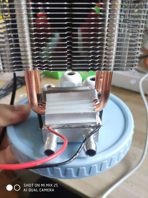 XDC9 半导体制冷风扇水箱套装
