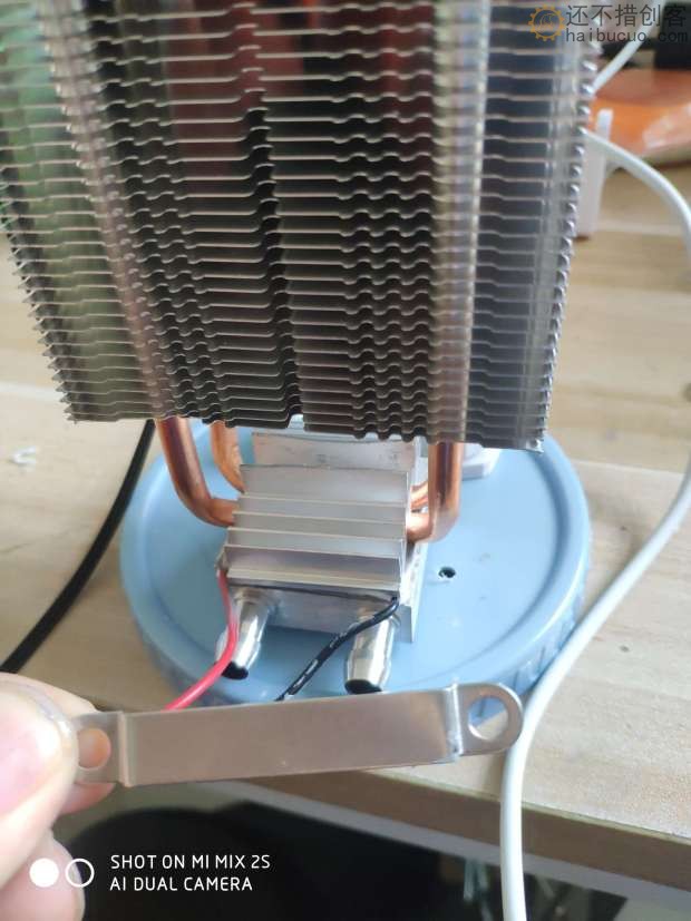 XDC9 半导体制冷风扇水箱套装