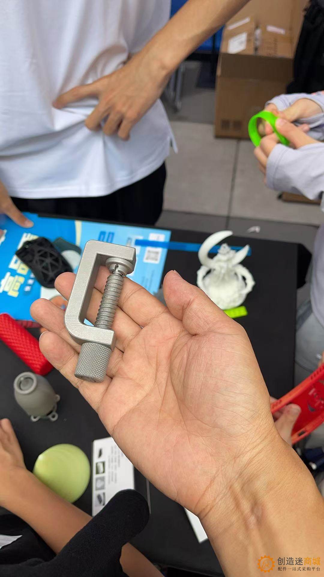 小钉锤创造迷在深圳大湾区国际创客峰会暨Maker Faire Shenzhen 2024 25张高清图片