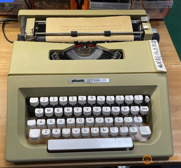 olivetti lettera25 英文打字机 墨西哥 1974设计生产