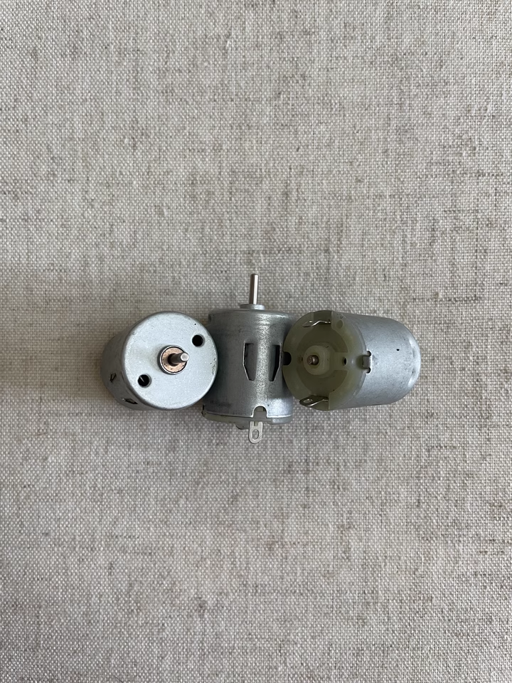 270圆形电机 高速微型直流马达 3v 6v DIY手工玩具电子配件创客M355