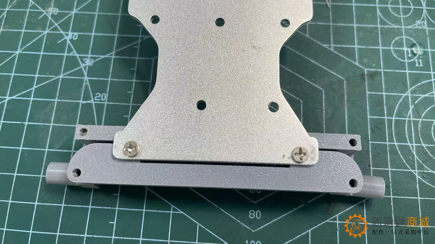 教程：如何制作一个带遥控的全拼装小车？