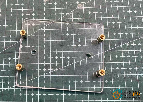 教程：如何制作一个带遥控的全拼装小车？