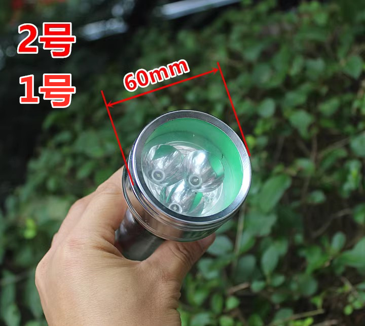 LED老式铁皮手电筒2节1号电池怀旧铁皮手电筒 特价