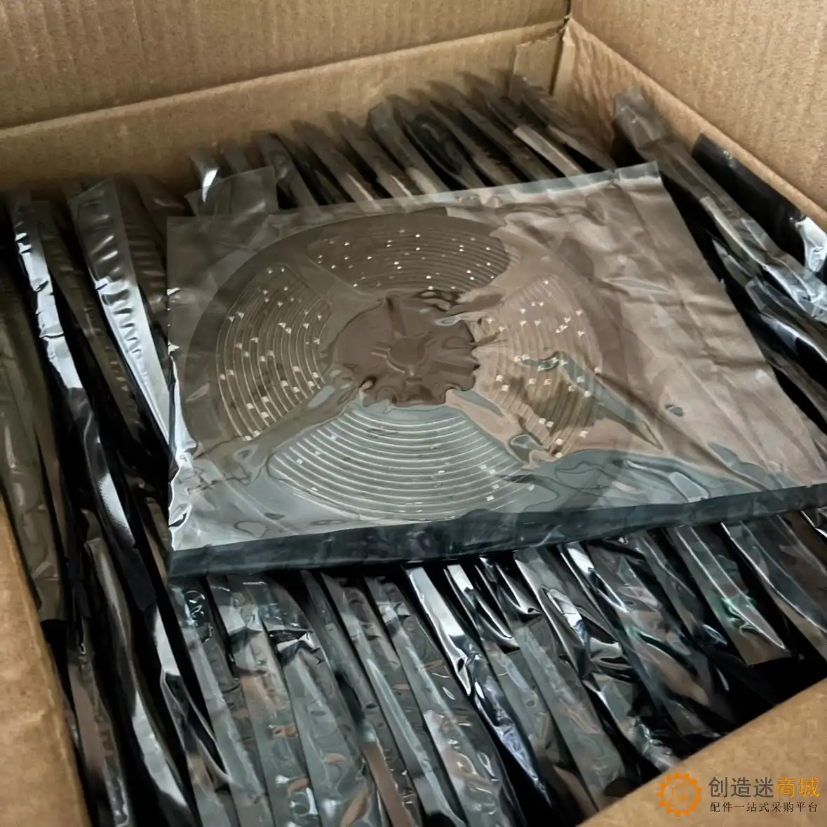 12V冷白光5米防水LED灯带 全新原包装