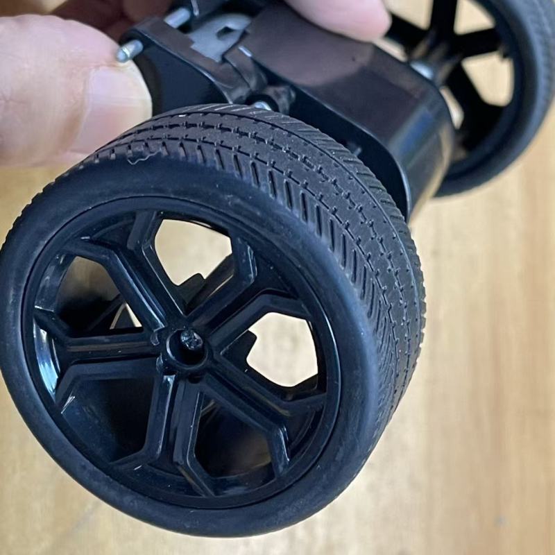 跑车汽车差速器总成带车轮260马达4-6v