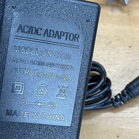 A1 12V2A调速适配器英规 640302 DC