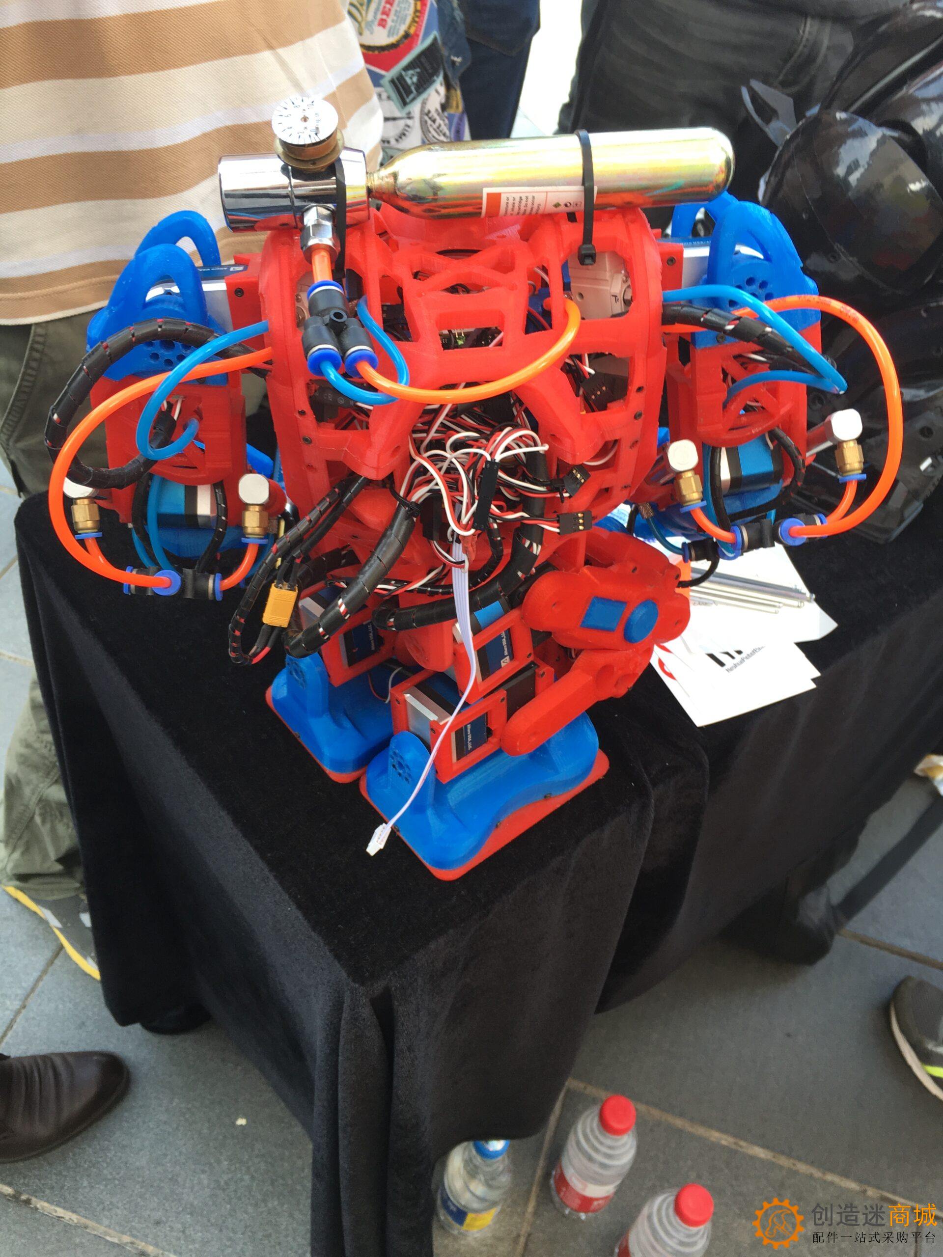 小钉锤创造迷在深圳大湾区国际创客峰会暨Maker Faire Shenzhen 2016 高清实拍图片2016年10月23日